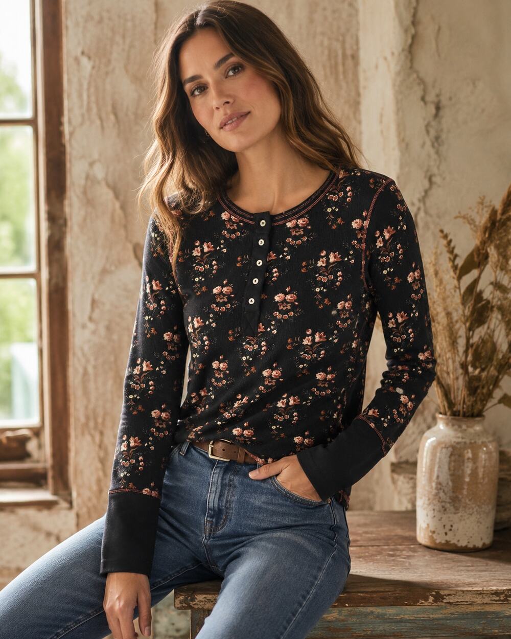 Sundance Women's SZ M Thermal Henley Black Pink Rose Floral Long Sleeve Top